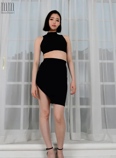 규리 매혹적인 흑장미1