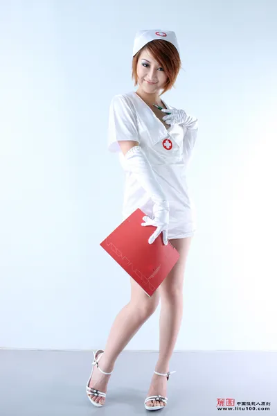 小魔女2