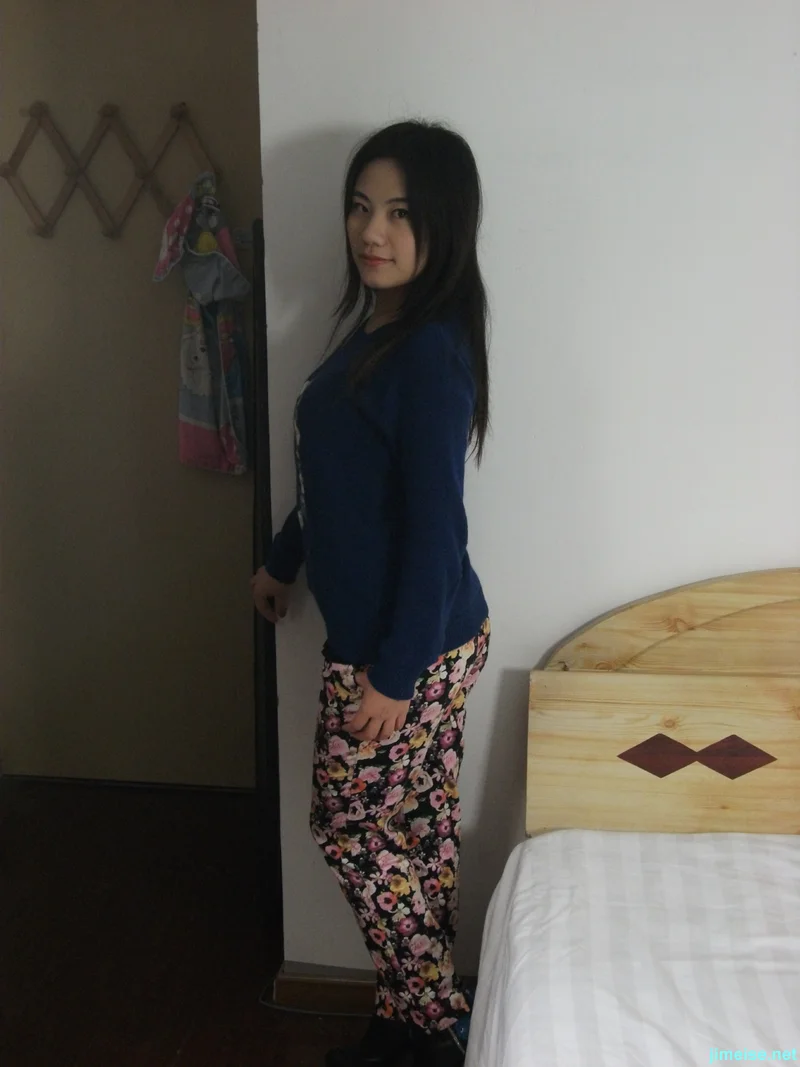 Model Tiongkok 莫雨 Set foto privat telanjang foto 1