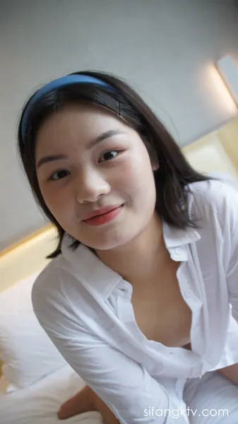 Page 2 | Chinese Model 计算机系大一学妹 Private Nude Photo Set