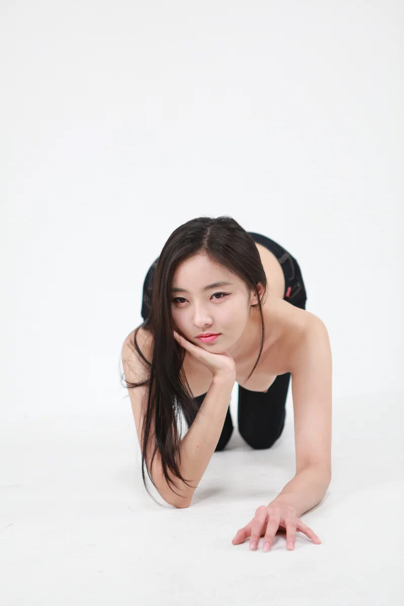 Korean Model 현지(李智贤) Private Nude Photo Set photo 301