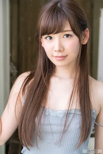 Page 2 | AKARI Tsumugi (明里つむぎ) First Gravure