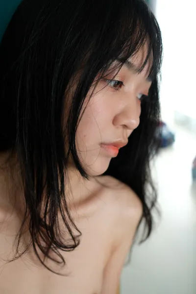 Page 5 | 摄影师约拍白净清纯素人海边民宿 Bathroom Private Photo Set