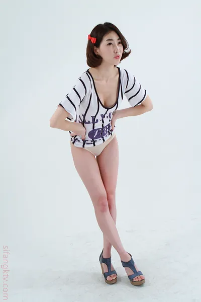 Page 2 | Korean Model 김희경 Private Nude Photo Set