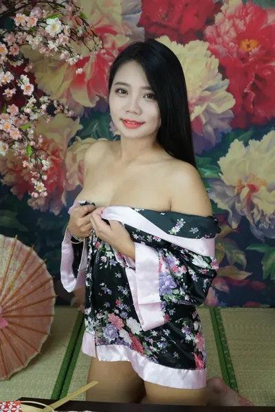 Page 2 | Chinese Model 熙熙 Private Nude Photo Set