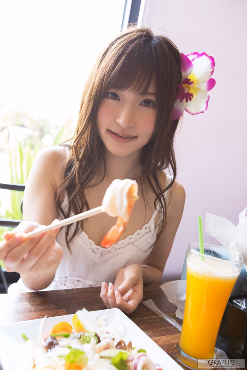 AMATSUKA Moe (天使もえ) Tropical Summer! รูปภาพ 10