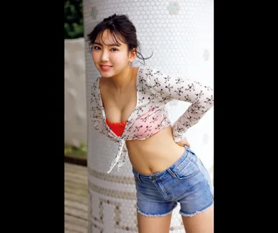沢口愛華 Blooming in rainbow colors