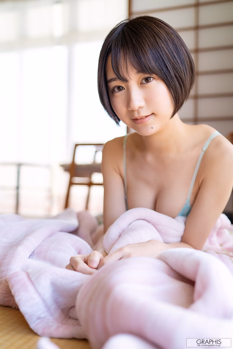 FUJIE Shiho (藤江史帆) Pele clara foto 76