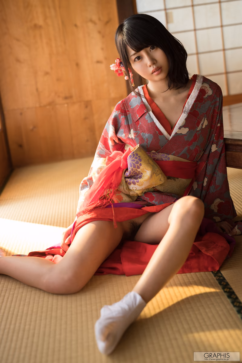 HARUMIYA Suzu (春宮すず) Spring Breeze photo 8