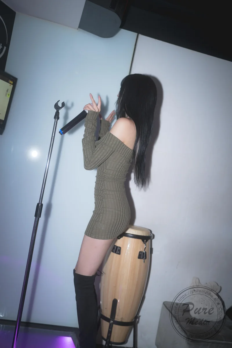 Hina (히나) Black Out Slutty Girl Vol.0206 foto 113