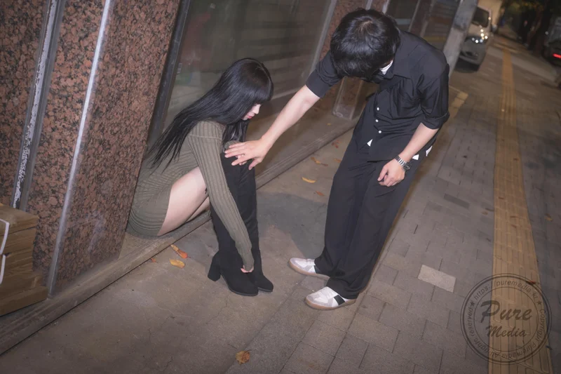 Hina (히나) Black Out Slutty Girl Vol.0206 第 180 張圖片