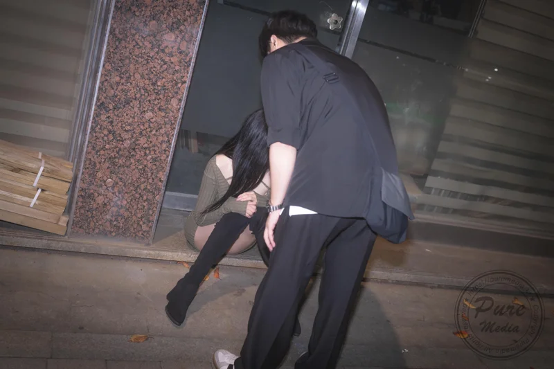 Hina (히나) Black Out Slutty Girl Vol.0206 第 181 張圖片