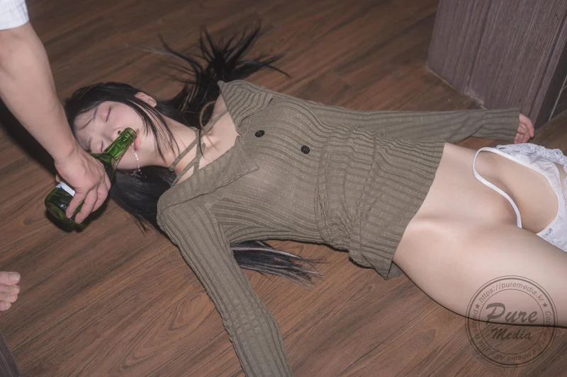 Hina (히나) Black Out Slutty Girl Vol.0206 foto 208