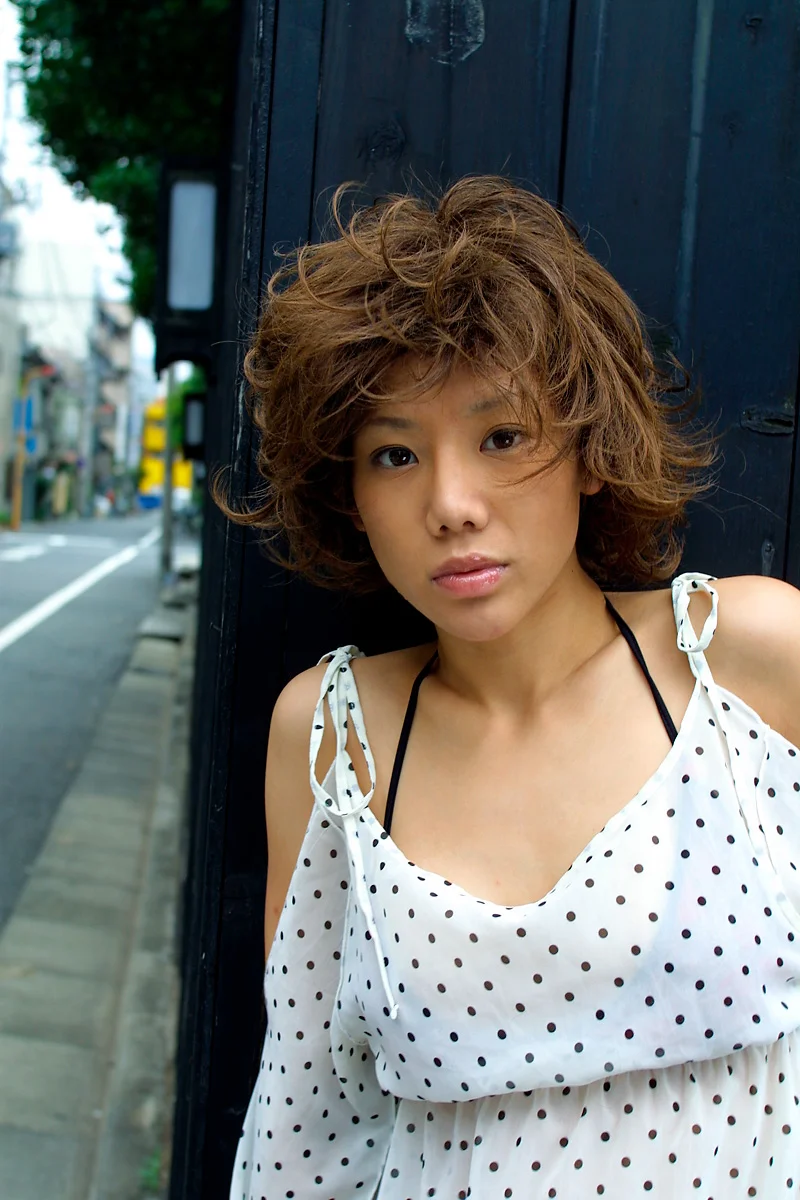 Hitomi Hasegawa 長谷川瞳 Nude Fever foto 2