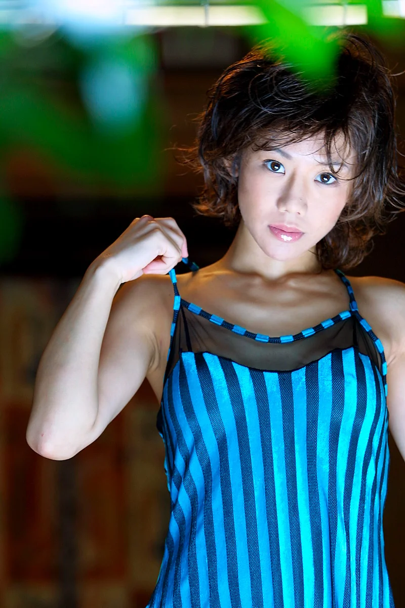 Hitomi Hasegawa 長谷川瞳 Nude Fever foto 29