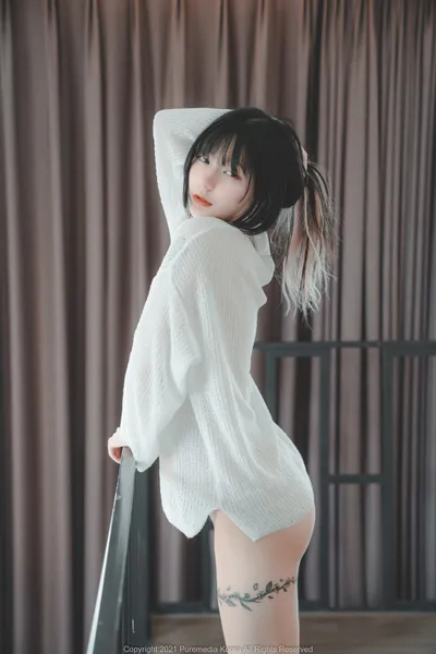 Page 2 | Hizzy (히지) Vol.0042