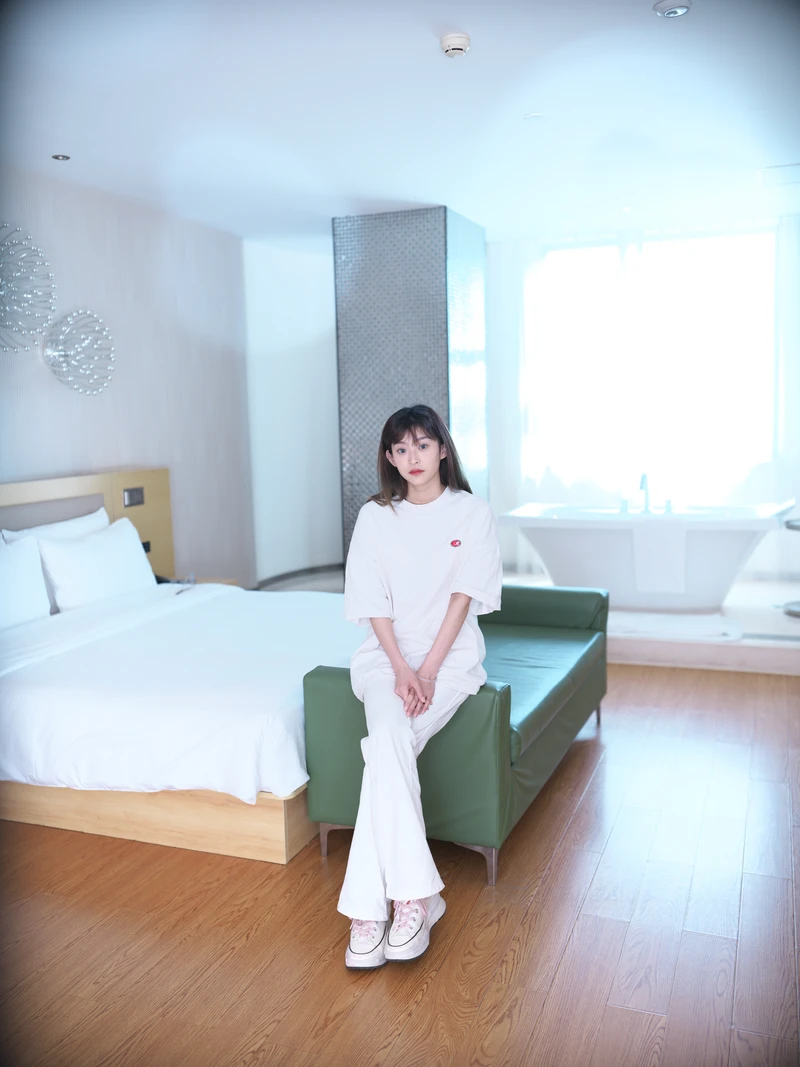 Modelo chinesa 极品 Ensaio privado nu foto 1