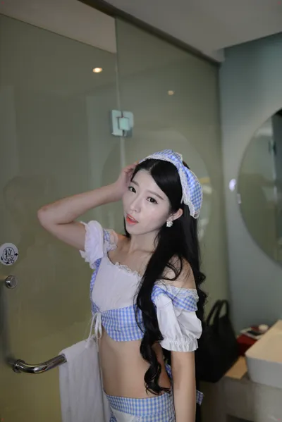 Page 2 | Chinese Model 阿桦 Private Nude Photo Set
