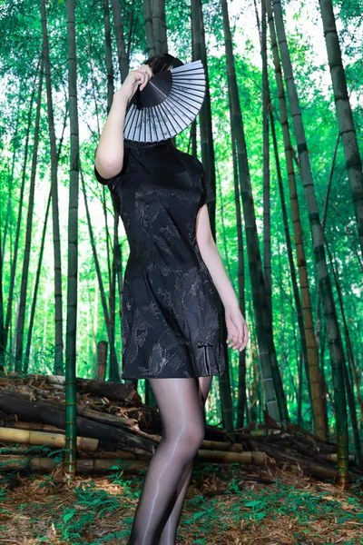 Chinese Model 李佳 黑 森林 Qipao