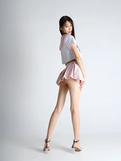 Page 7 | Chinese Model 小静 Private Nude Photo Set
