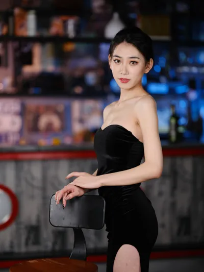 Page 2 | Chinese Model 何诗婷 Private Nude Photo Set