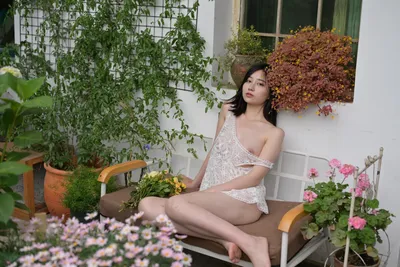 Page 17 | Chinese Model 年年 Private Nude Photo Set