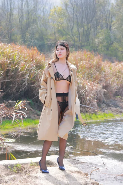 小暧