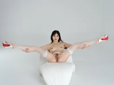 Page 4 | Chinese Model 阿离 Private Nude Photo Set