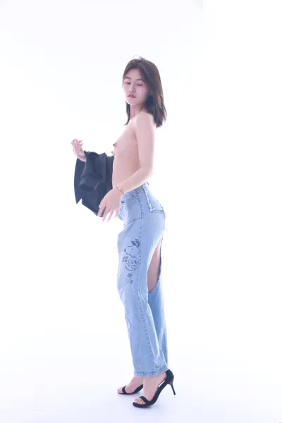 Page 7 | Chinese Model 阿炎 Private Nude Photo Set