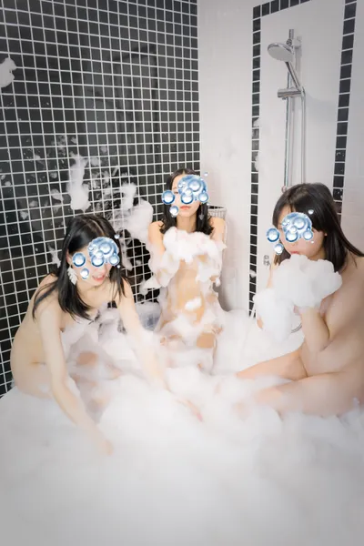 Page 4 | Chinese Model 悠悠&雅芙&璟雯 Private Nude Photo Set