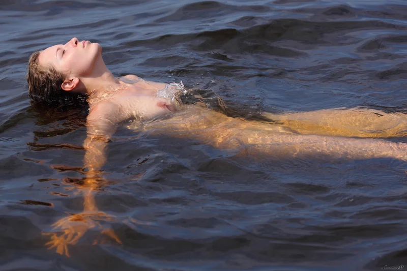 Kailin A Water Nymph 写真 63