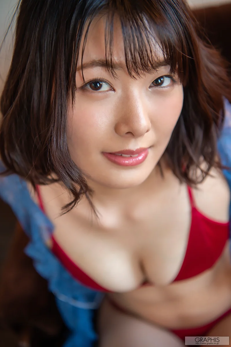 KOIZUMI Hinata (小泉ひなた) First Gravure larawan 100