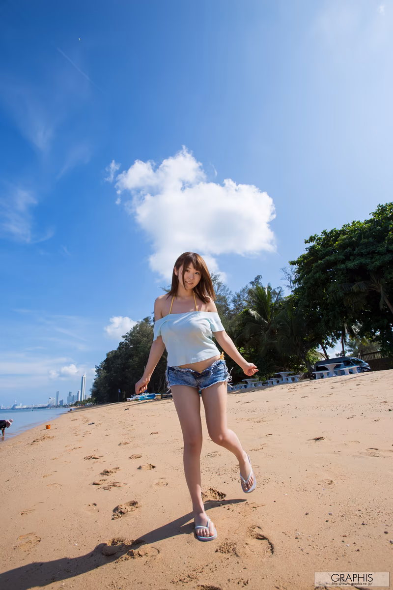 MATSUMOTO Nanami (松本菜奈実) GRAVURE GIRL! photo 2