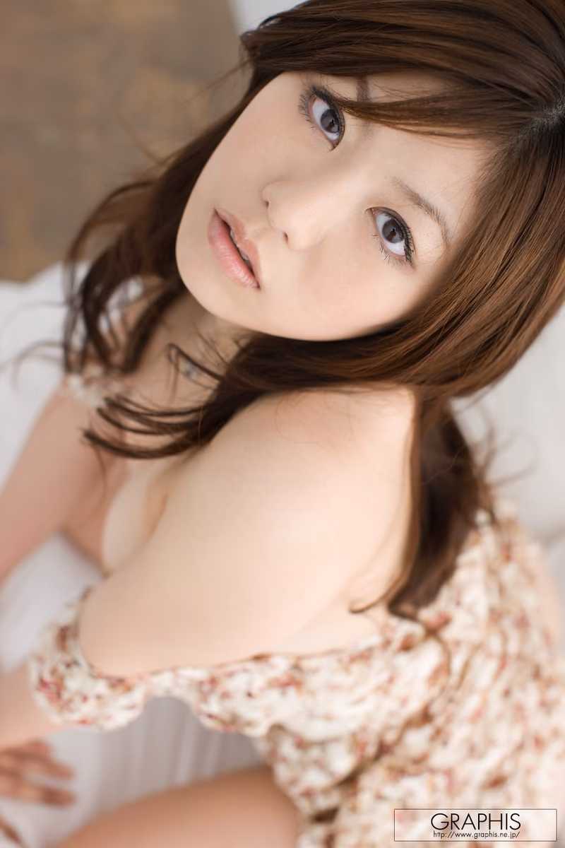 MATSUSHITA Momoka (松下桃香) peach buttocks larawan 20