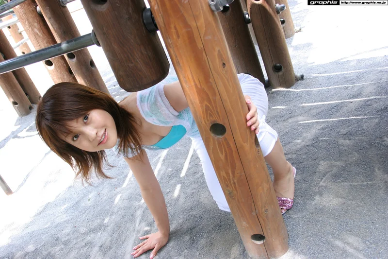 MOTOMURA Ayumi (元村歩美) First Gravure ảnh 7