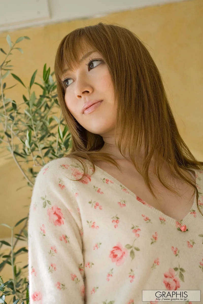 NAKAI Miyu (中居みゆ) First Gravure larawan 76
