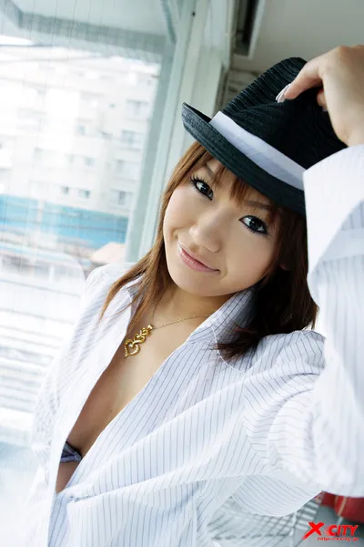 Nana Konishi 小西那奈