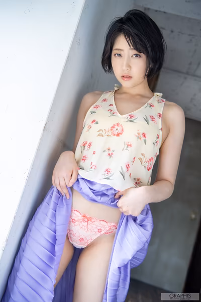 NATSUME Hibiki (夏目響) Sounds cute!!