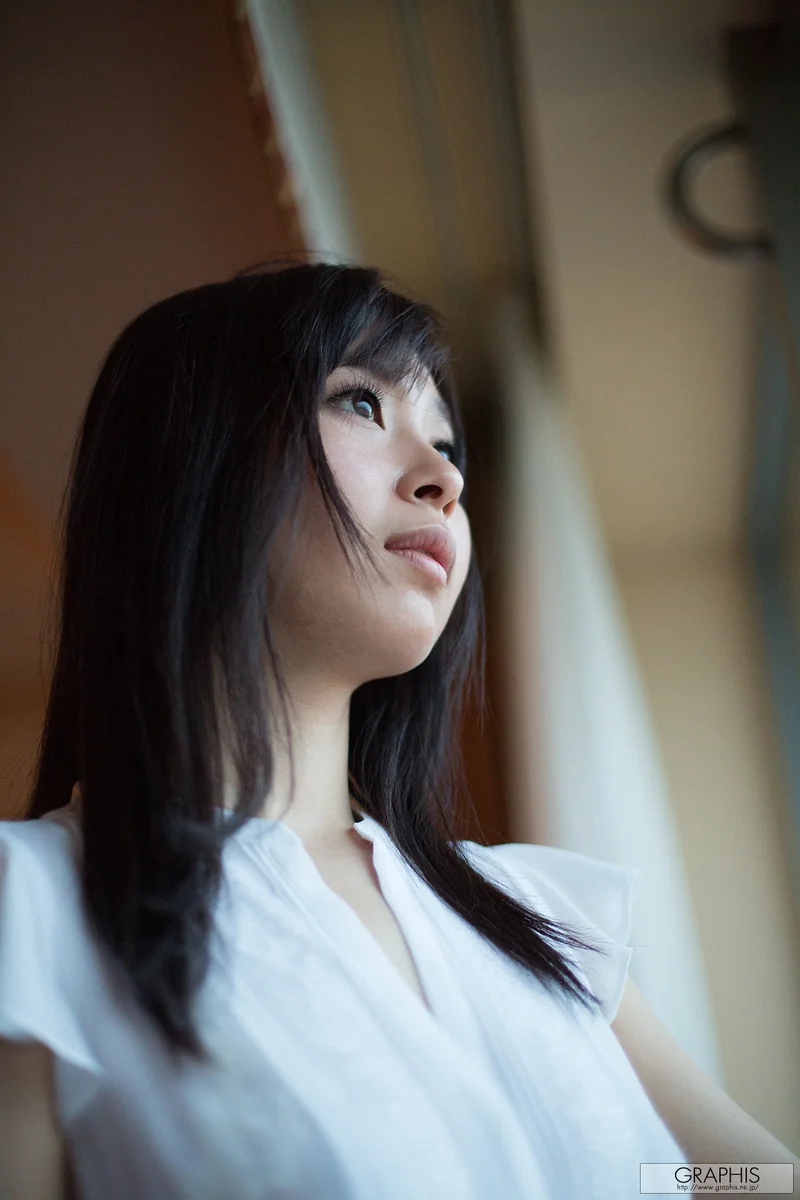 OGAWA Momoka (小川桃果) First Gravure foto 107