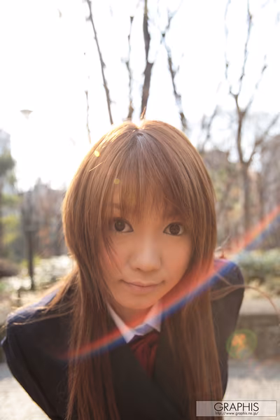 大冢希奈 [es]
