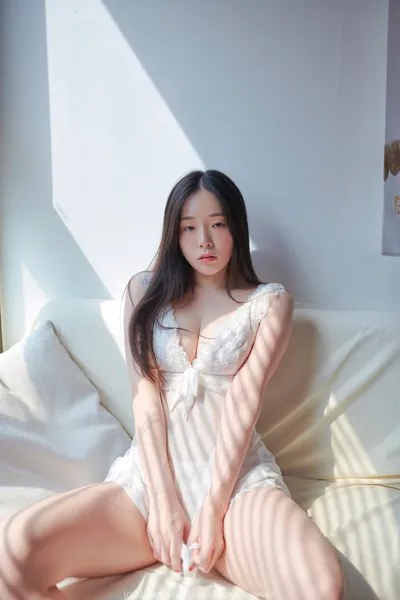 Pia (피아) Vol.102