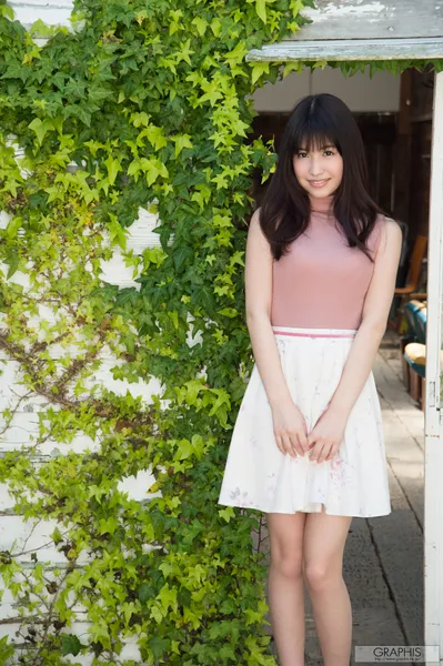 SAKURA Momo (桜空もも) First Gravure