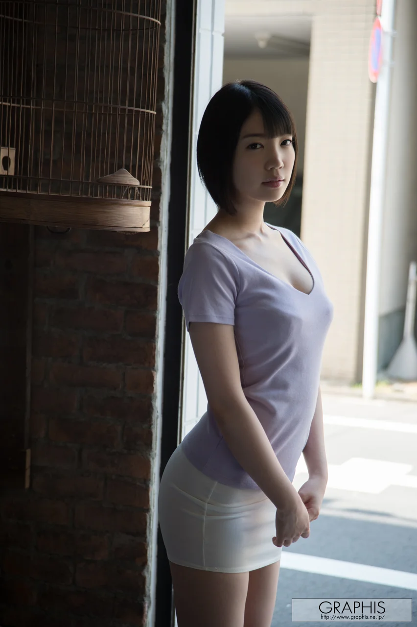 SUZUKI Koharu (鈴木心春)