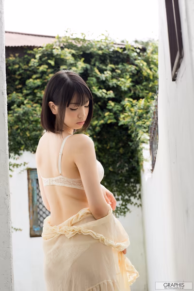 Page 2 | SUZUKI Koharu (鈴木心春) Frontier