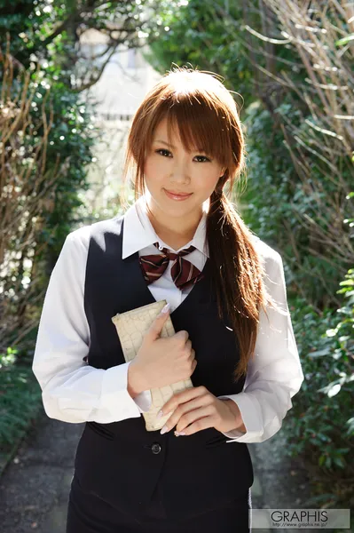 TACHIBANA Saya (立花さや) April 2012 Calendar