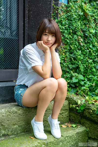TADAI Mahiro (唯井まひろ) First Gravure
