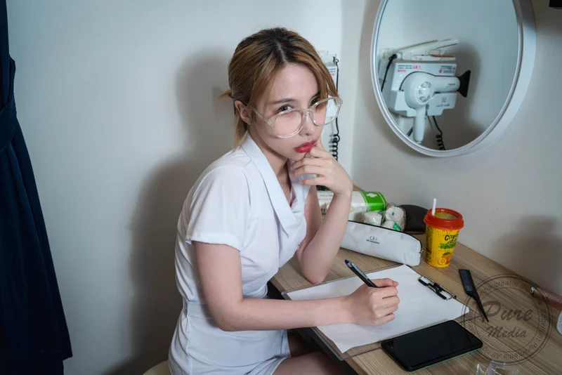 Uhye (이유혜) Fainted Nurse Vol.0124 ảnh 37