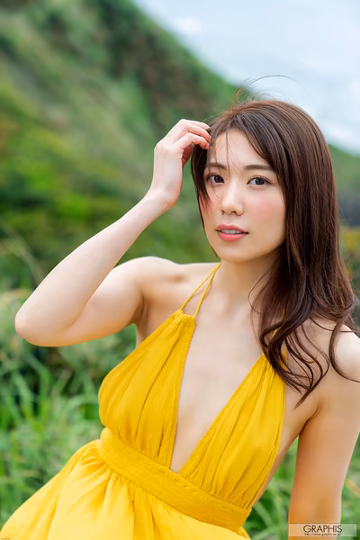 YAMAGISHI Aika (山岸逢花) Lustrous Beauty