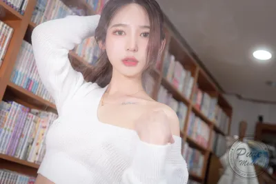 Page 2 | Yeha (예하) Dreaming with library girl Vol.0210