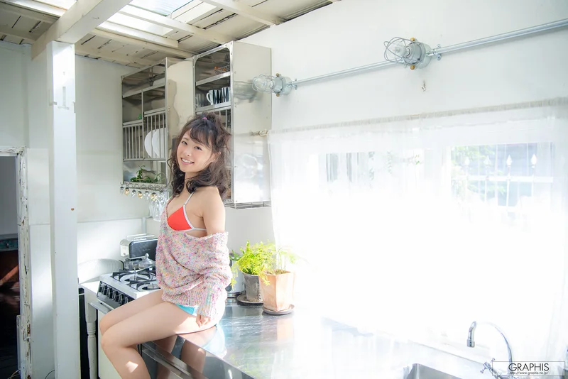 YOSHIOKA Hiyori (吉岡ひより) First Gravure foto 83